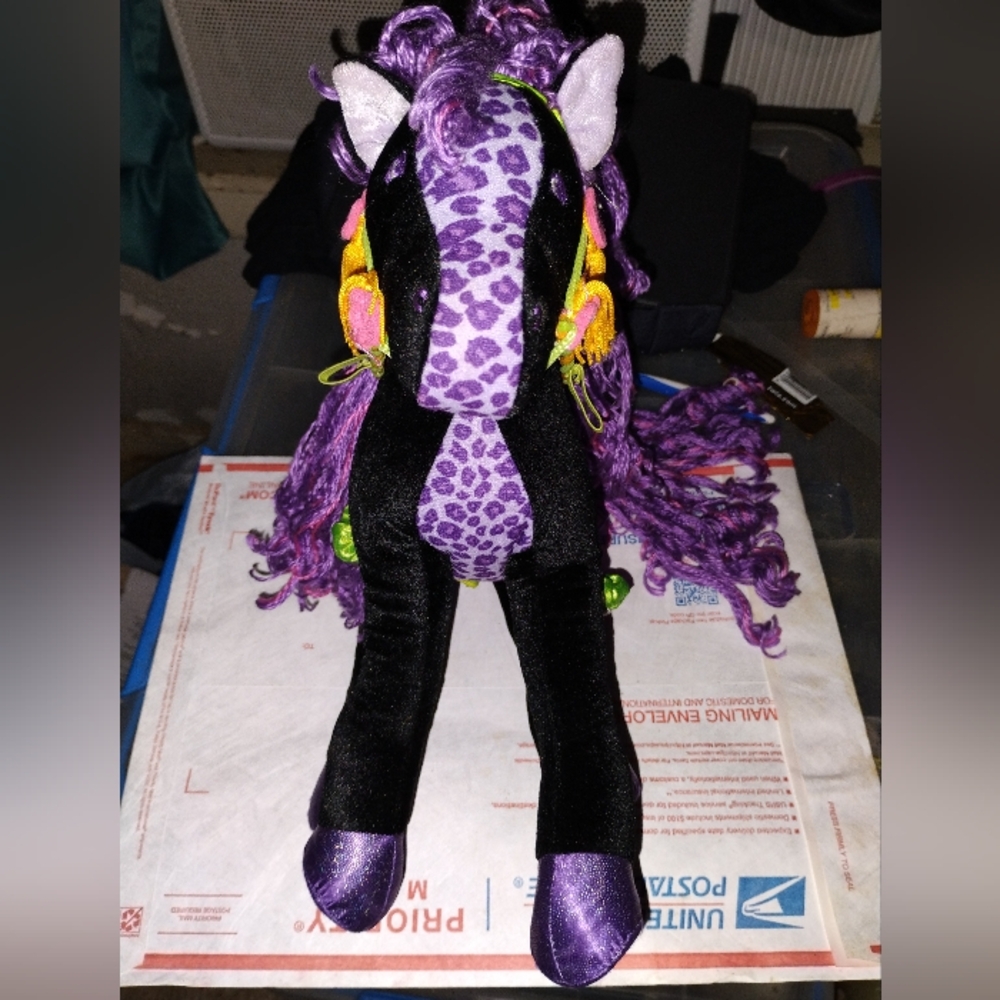 2006 Manhattan Toy 13 Inch Black Groovy Girls Horse Midnight Star Poseable